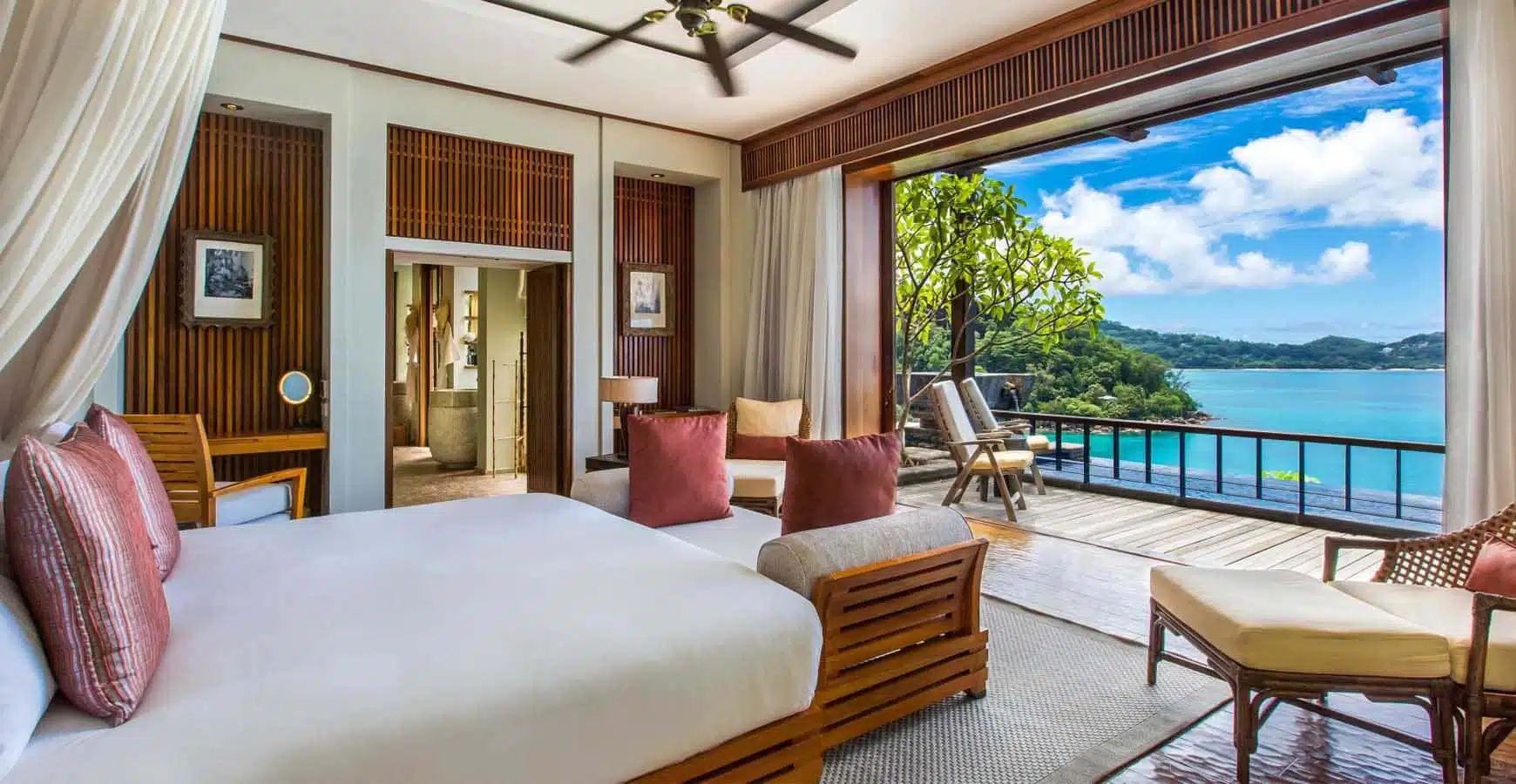 מלון בסיישל -