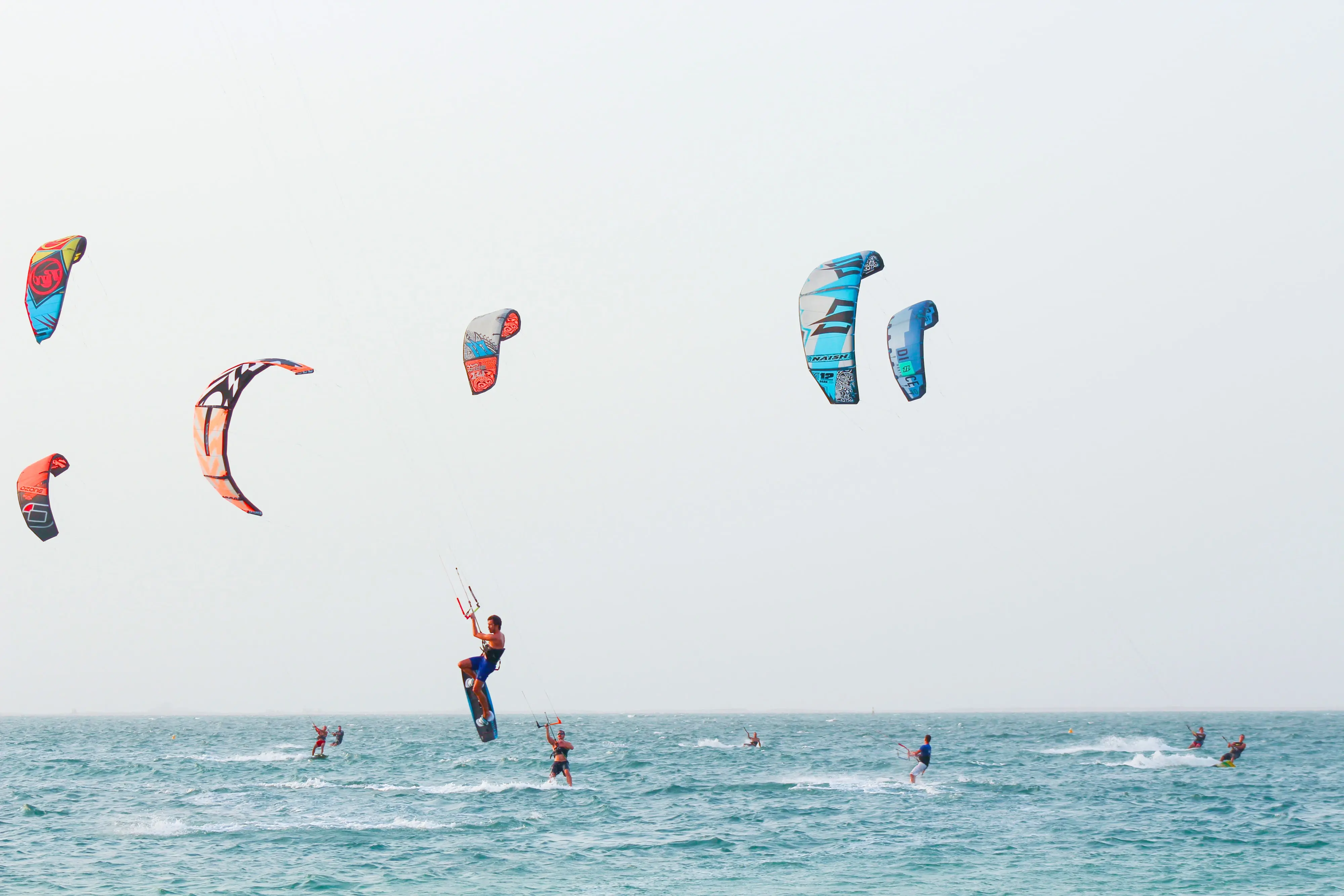 Кайт бич. Кайт Бич (Kite Beach) пляж. Кайт Бич Дубай. Кайт серф Бич Дубай. Kite Beach пляж в Дубае.