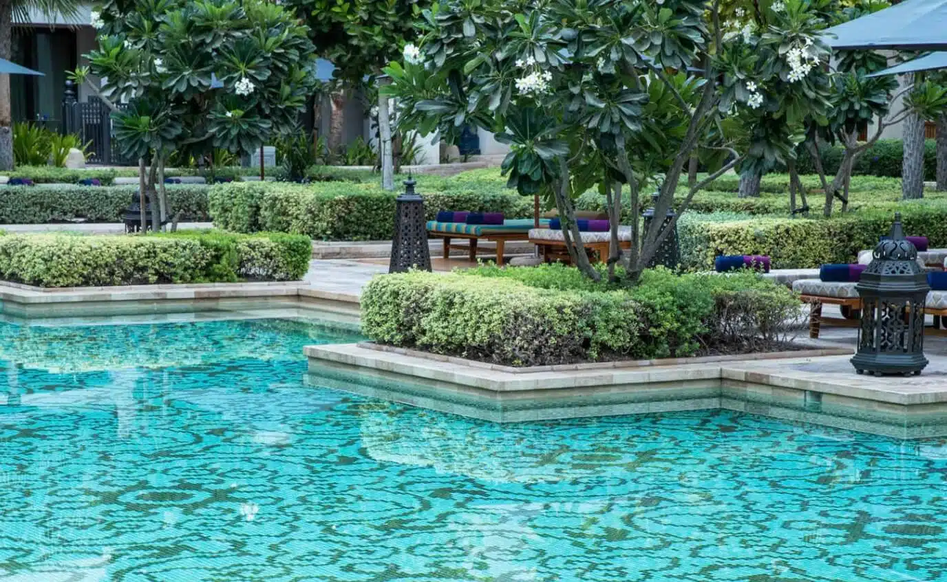 בריכה, ג׳ומיירה אל נסים